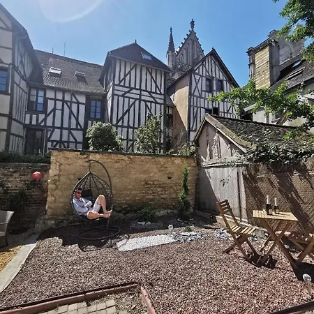 Apartamento La Chouette De La Cathedrale - Calme - Jardin - Wifi *